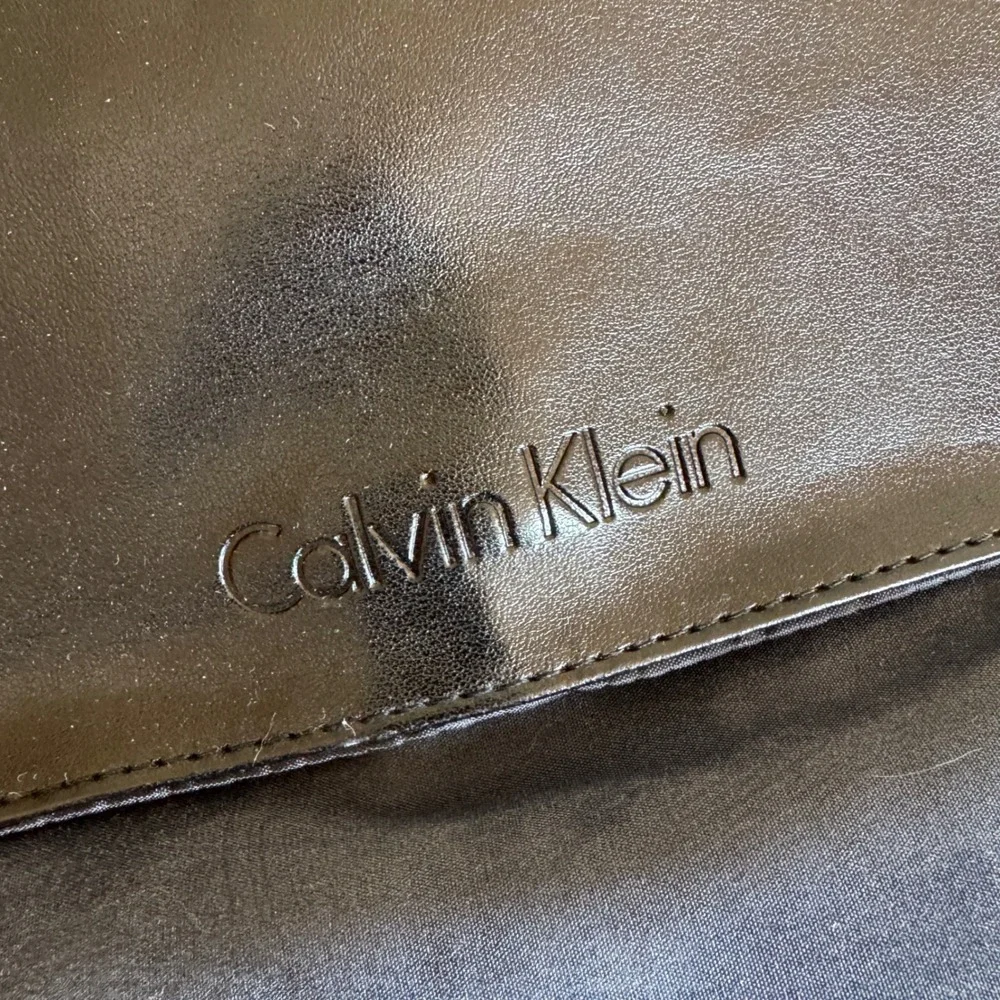 Calvin Klein Navy Blue Nylon Duffle Bag Weekender Travel Carry On‎ Luggage